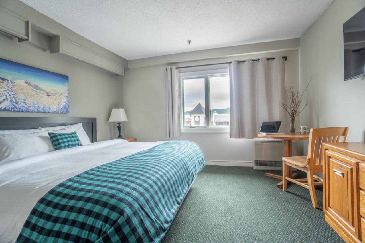 The At Valley Hotel 2*